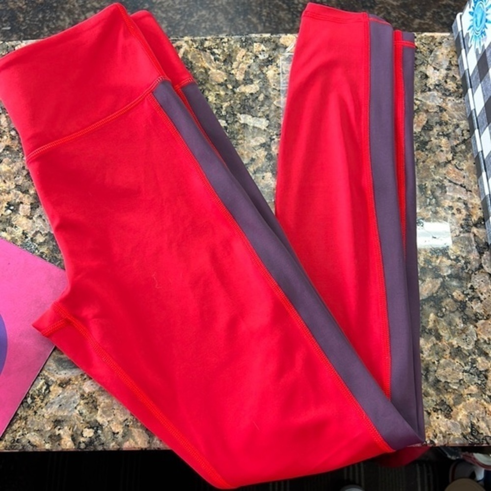 NWOT ZYIA Active Red Royalty Stripe Hi-Rise Leggings Medium